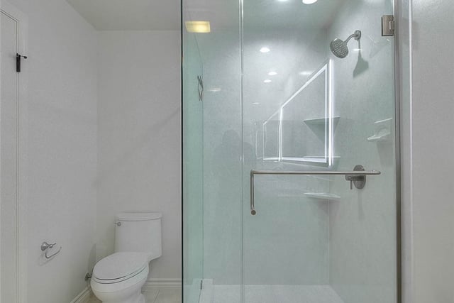 572 E San Jose Avenue 104, Burbank, CA 91501 — photo 41 of 47
