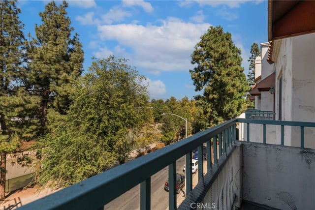 13220 Valleyheart Drive 305, Studio City, CA 91604 — photo 22 of 51