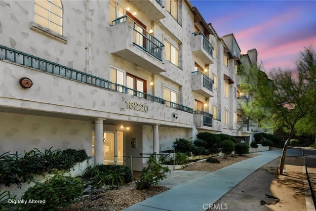 13220 Valleyheart Drive 305, Studio City, CA 91604 — photo 46 of 51