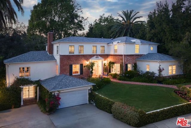 160 Bronwood Avenue, Los Angeles, CA 90049 — photo 28 of 31