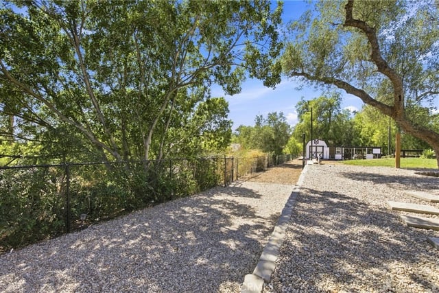 8075 Fruitvale Avenue, Moorpark, CA 93021 — photo 37 of 45