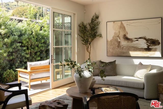 1635 N Genesee Avenue, Los Angeles, CA 90046 — photo 9 of 29