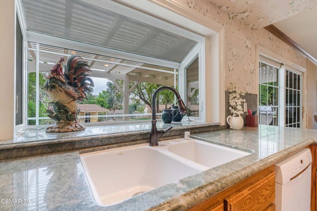 351 Buckboard Circle, Simi Valley, CA 93065 — photo 17 of 58