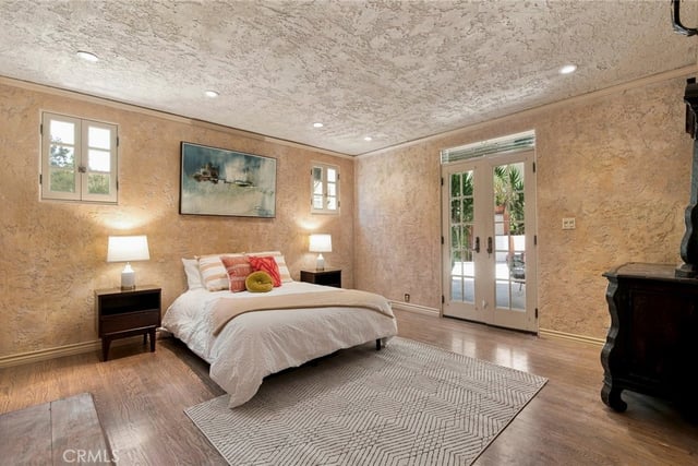 2401 Cascadia Drive, Glendale, CA 91206 — photo 17 of 73