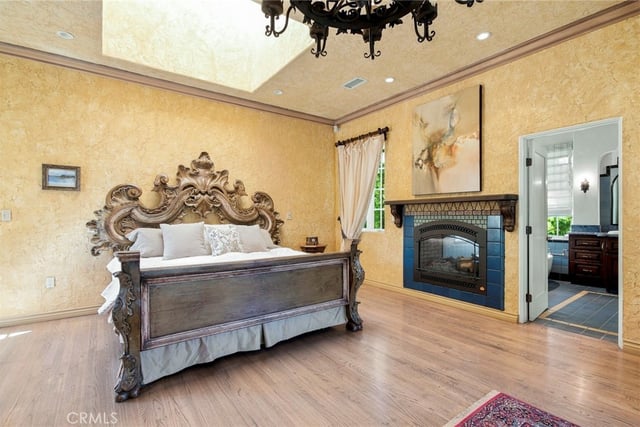 2401 Cascadia Drive, Glendale, CA 91206 — photo 23 of 73
