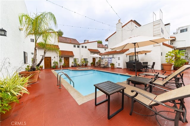 10926 Bluffside Dr. 32, Studio City, CA 91604 — photo 9 of 25