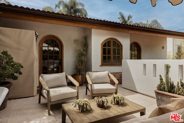 918 N La Jolla Avenue, West Hollywood, CA 90046 — photo 27 of 34