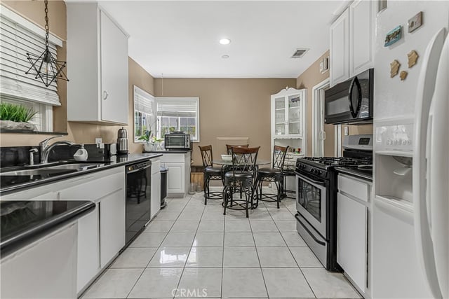 10837 Hunter Avenue, Whittier, CA 90601 — photo 11 of 34