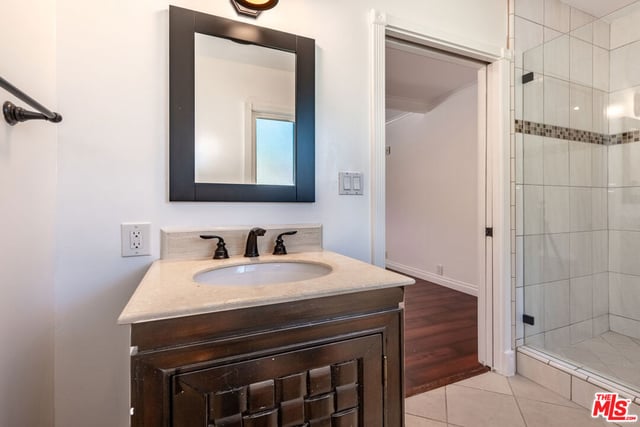 4421 Strohm Avenue, Toluca Lake, CA 91602 — photo 29 of 32