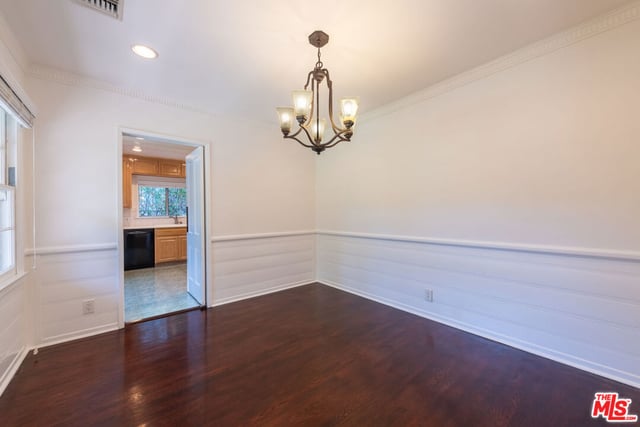 4421 Strohm Avenue, Toluca Lake, CA 91602 — photo 6 of 32