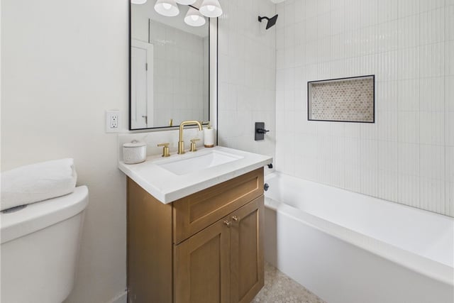 6148 Mount Angelus Drive, Los Angeles, CA 90042 — photo 15 of 23