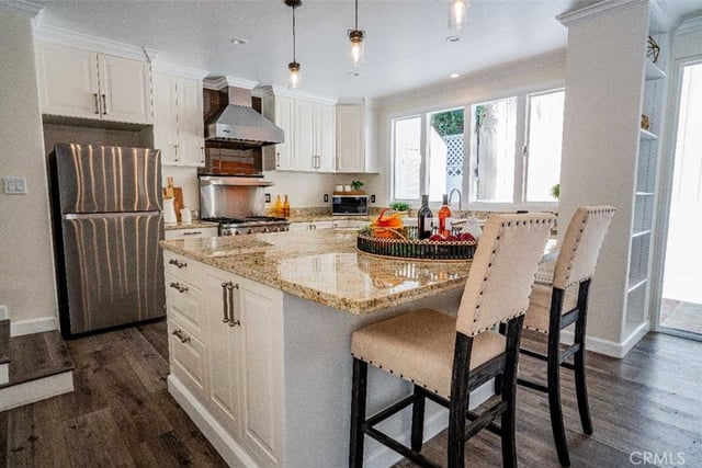 3183 N Laurel Canyon Blvd, Studio City, CA 91604 — photo 12 of 29