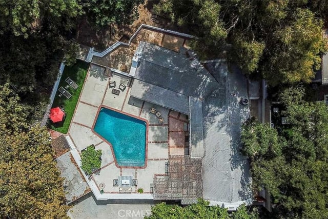 3183 N Laurel Canyon Blvd, Studio City, CA 91604 — photo 18 of 29