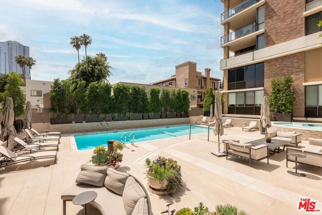 211 S Spalding Drive 109S, Beverly Hills, CA 90212 — photo 19 of 28
