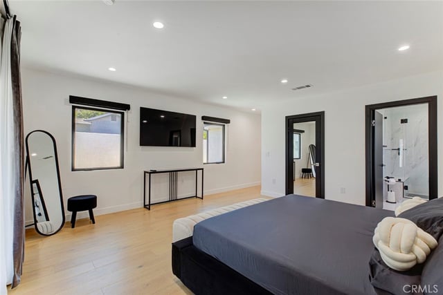 1553 Western, Glendale, CA 91201 — photo 11 of 31