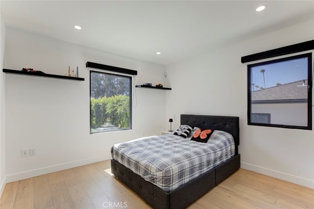 1553 Western, Glendale, CA 91201 — photo 15 of 31