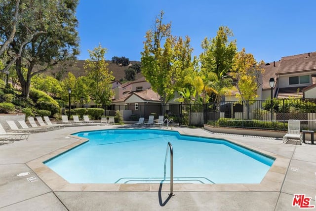 302 Via Colinas, Westlake Village, CA 91362 — photo 29 of 33
