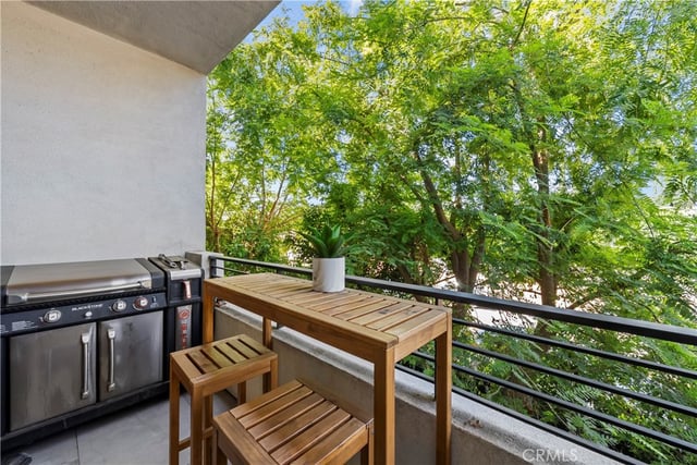 8404 Woodley Place, North Hills, CA 91343 — photo 28 of 29