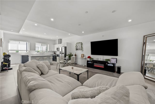 8404 Woodley Place, North Hills, CA 91343 — photo 8 of 29