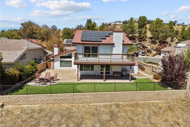 28068 Valcour, Canyon Country, CA 91387 — photo 4 of 44