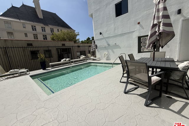 1412 N Crescent Heights Boulevard 104, West Hollywood, CA 90046 — photo 11 of 11