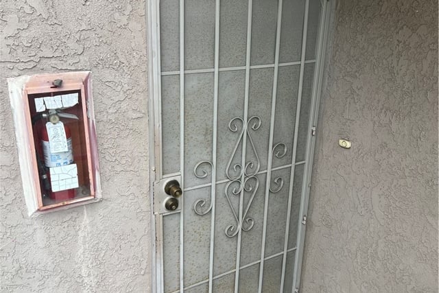 5484 Dobbs Street 130, Los Angeles, CA 90032 — photo 3 of 24