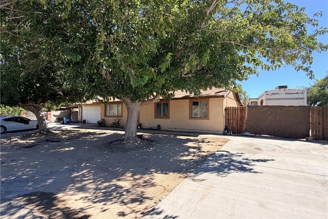 40624 163rd E, Lancaster, CA 93535 — photo 3 of 7