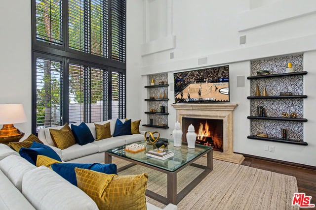 12639 Promontory Road, Los Angeles, CA 90049 — photo 8 of 50