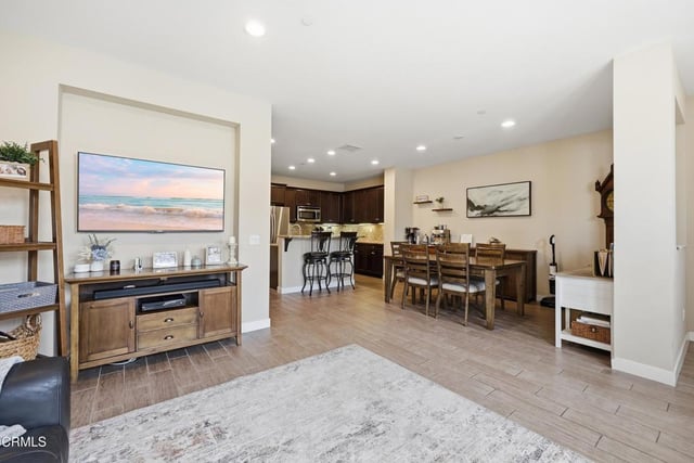 11411 Citrus Drive 103, Ventura, CA 93004 — photo 7 of 34