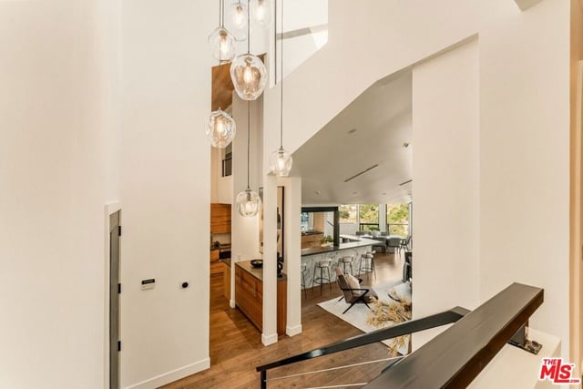 3372 Longridge Terrace, Sherman Oaks, CA 91423 — photo 12 of 29