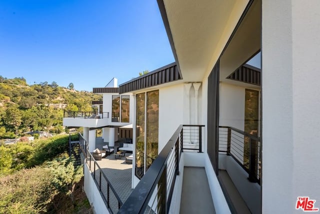 3372 Longridge Terrace, Sherman Oaks, CA 91423 — photo 27 of 29