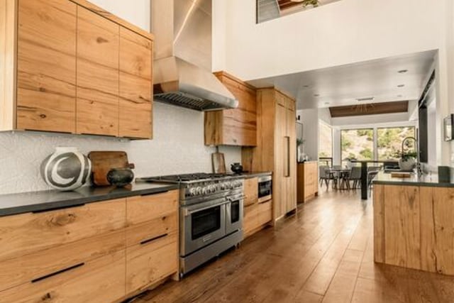 3372 Longridge Terrace, Sherman Oaks, CA 91423 — photo 8 of 29