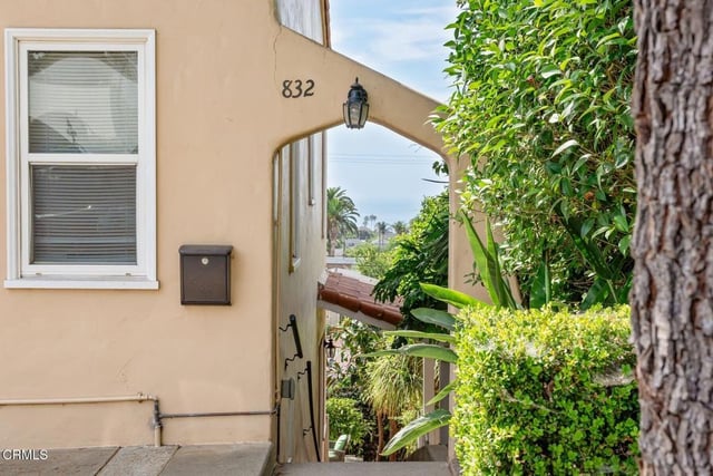 832 Buena Vista Street, Ventura, CA 93001 — photo 17 of 47