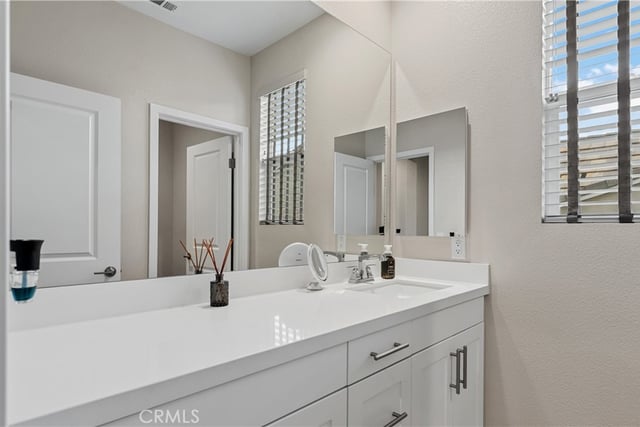 25041 Aspen Falls, Canyon Country, CA 91387 — photo 41 of 73