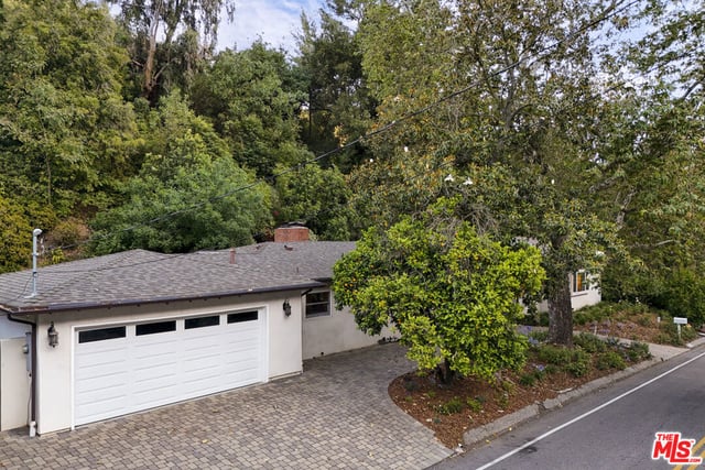 3452 Mandeville Canyon Road, Los Angeles, CA 90049 — photo 44 of 49