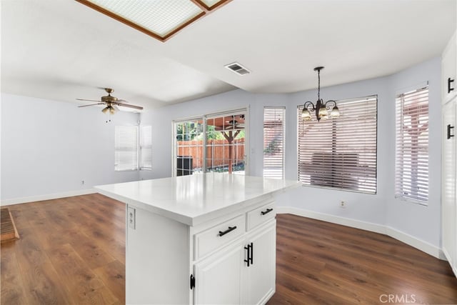 29105 Marilyn Drive, Canyon Country, CA 91387 — photo 13 of 47