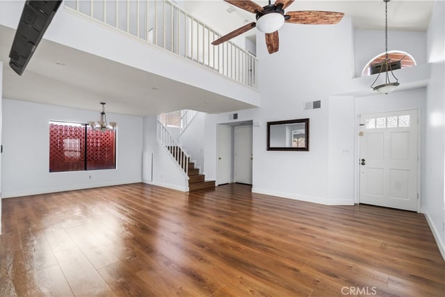 29105 Marilyn Drive, Canyon Country, CA 91387 — photo 9 of 47