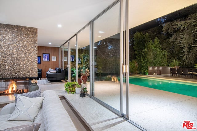 5000 Queen Victoria Road, Woodland Hills, CA 91364 — photo 14 of 58