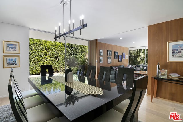5000 Queen Victoria Road, Woodland Hills, CA 91364 — photo 18 of 58