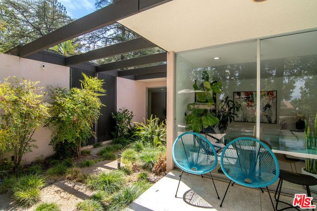 5000 Queen Victoria Road, Woodland Hills, CA 91364 — photo 49 of 58