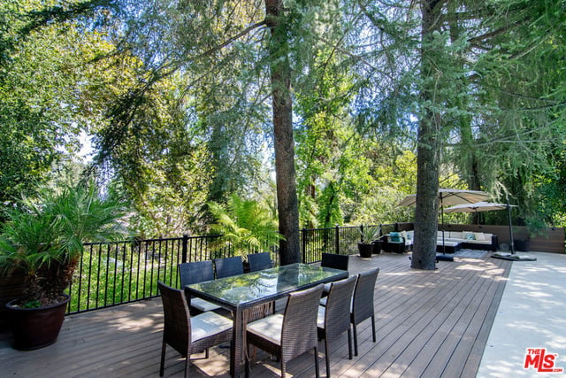 5000 Queen Victoria Road, Woodland Hills, CA 91364 — photo 53 of 58