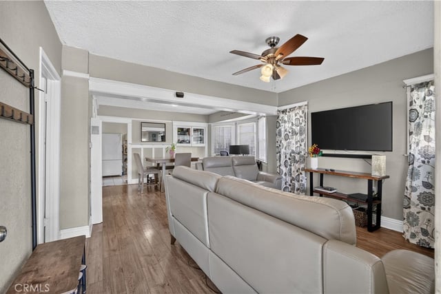 130 W 87th, Los Angeles, CA 90003 — photo 7 of 41
