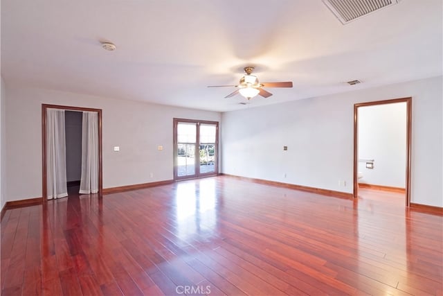 7032 Encino, Lake Balboa, CA 91406 — photo 21 of 33