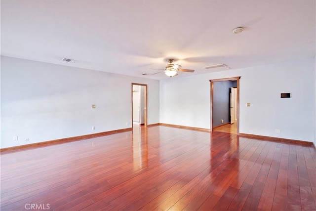 7032 Encino, Lake Balboa, CA 91406 — photo 22 of 33