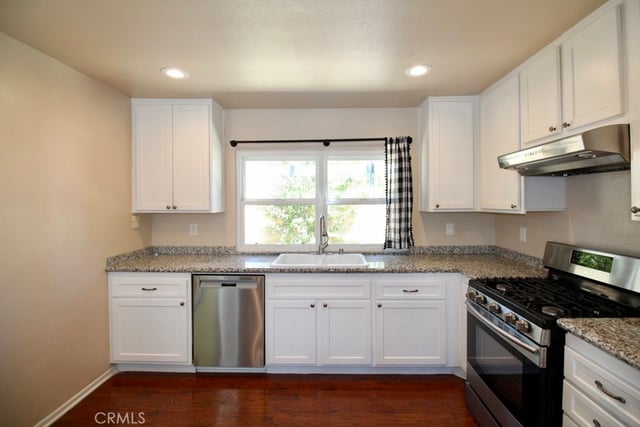 23603 bajada Drive, Valencia, CA 91355 — photo 11 of 26