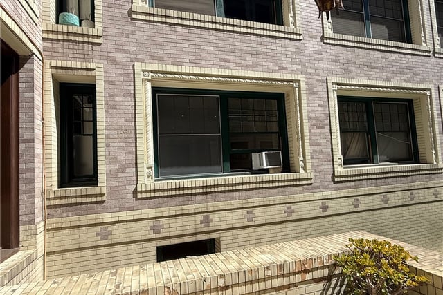 2121 James M Wood 110, Los Angeles, CA 90006 — photo 14 of 16