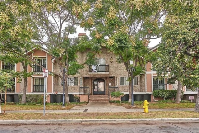 147 W Acacia 160, Glendale, CA 91204 — photo 3 of 34