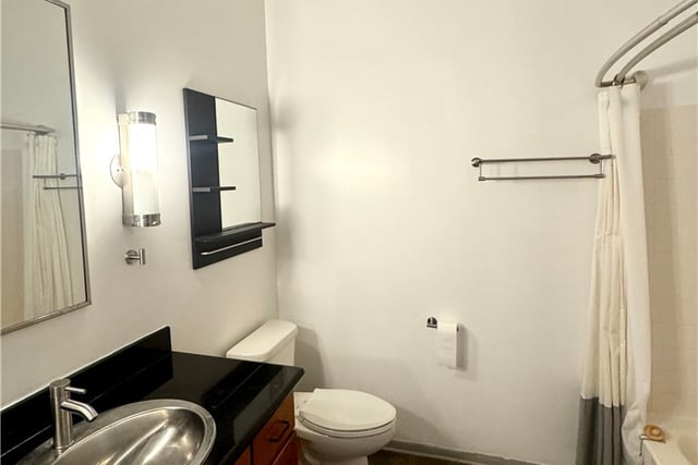 420 S San Pedro Street 405, Los Angeles, CA 90013 — photo 11 of 24