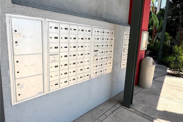 420 S San Pedro Street 405, Los Angeles, CA 90013 — photo 21 of 24
