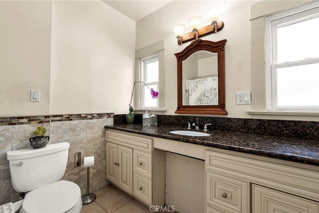 4406 Prospect, Los Angeles, CA 90027 — photo 17 of 38